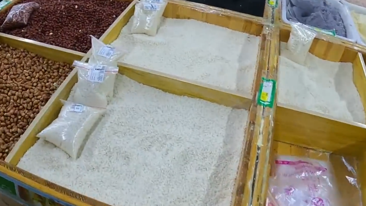 刚从超市买的大米，为何放在家里很快就生虫？又该如何防治呢？