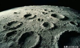 第一个登上月球的人是谁(从地球到月球要多久)
